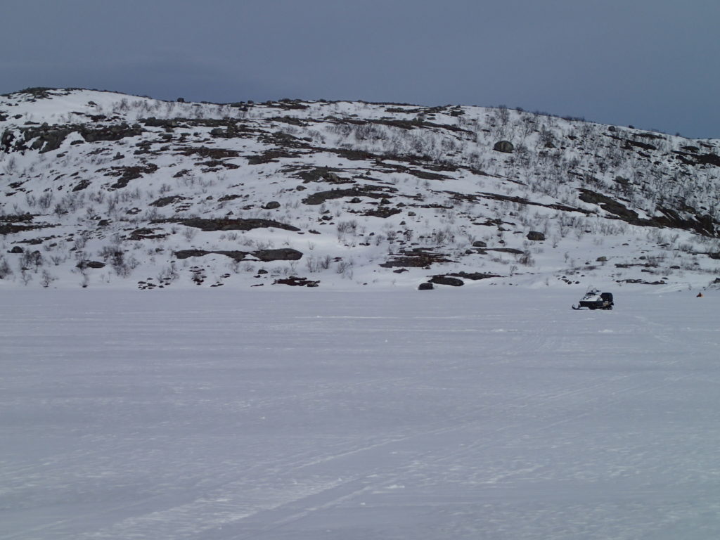 Stuorre Jerestanjärven maisemia.